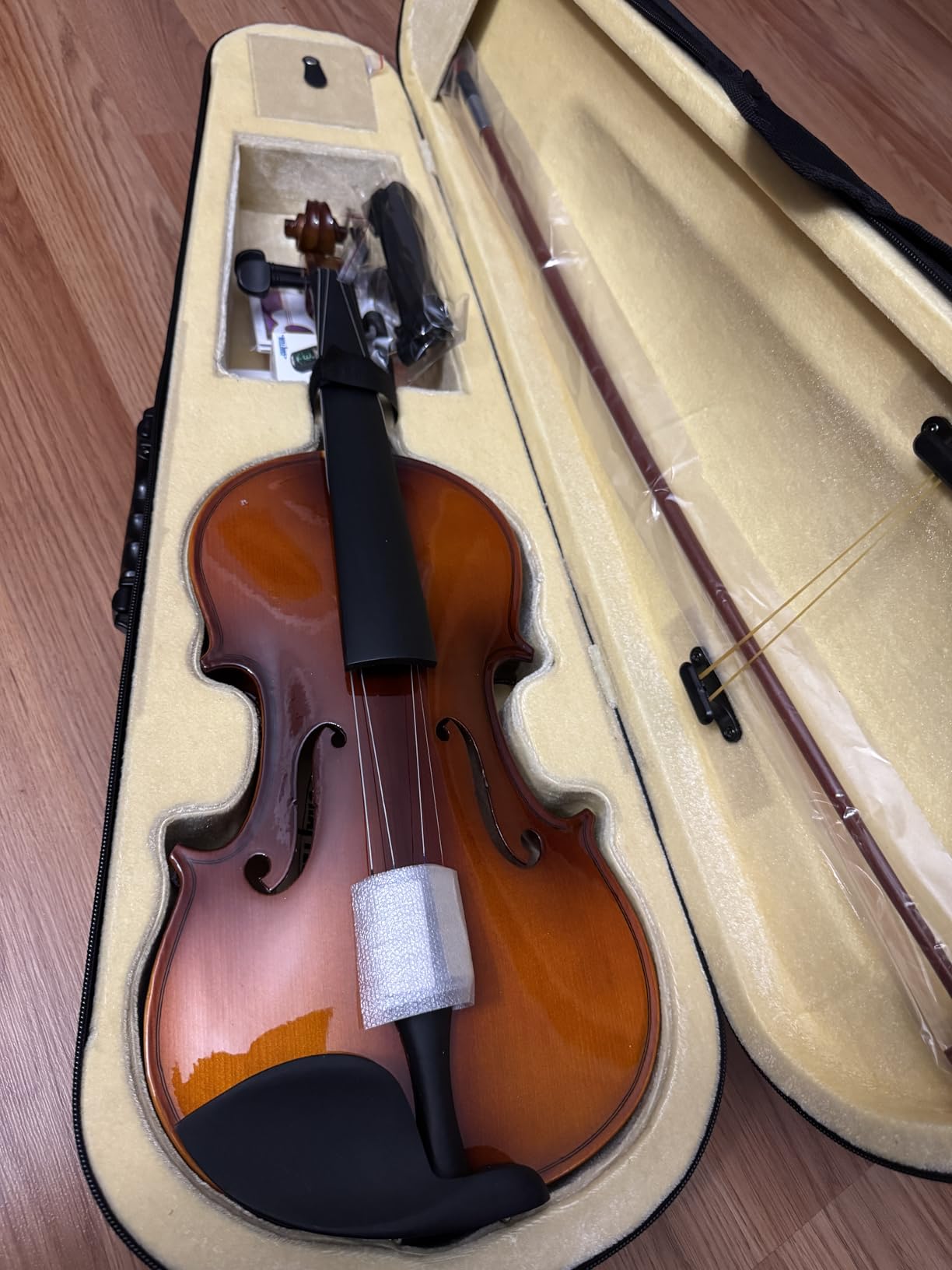 Crafteem Spruce and Maple Solid Wood Violin Outfit for Beginner Kids & Adults -Craft Your Perfect Sound and Begin Your Musical Journey with Confidence. (Glossy Antique, 4/4 Full) customer photo 1