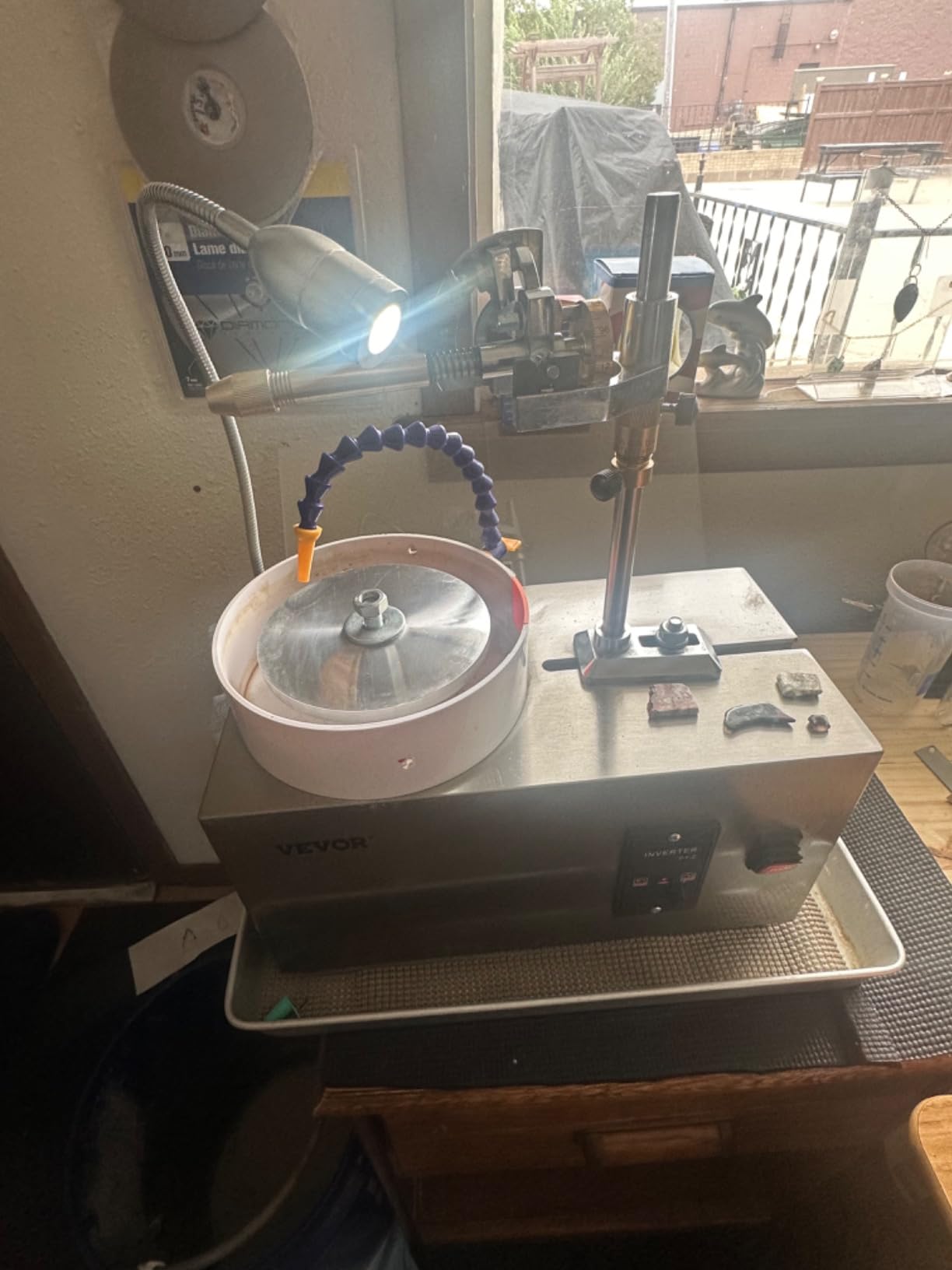 VEVOR Gem Faceting Machine, 180W Jade Grinding Polishing Machine 0-2980RPM Adjustable Rotating Speed, Rock Jewel Angle Polisher with Precise Mechanical Manipulator & Scale Gem Jade Stone Crystal customer photo 2