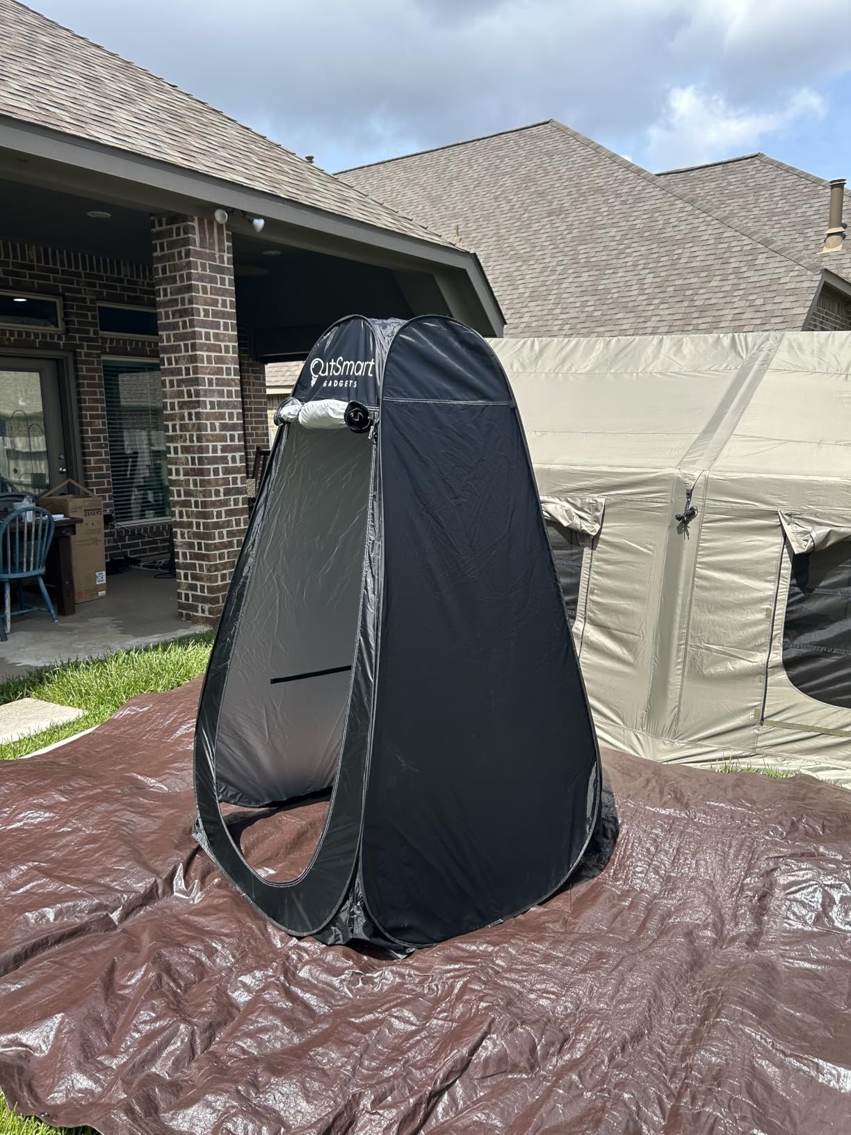 Outsmart Gadgets Outdoor Portable Toilet Set for Adults with Camping Night Lantern, Folding XL Toilet, Pop Up Privacy Tent customer photo 1