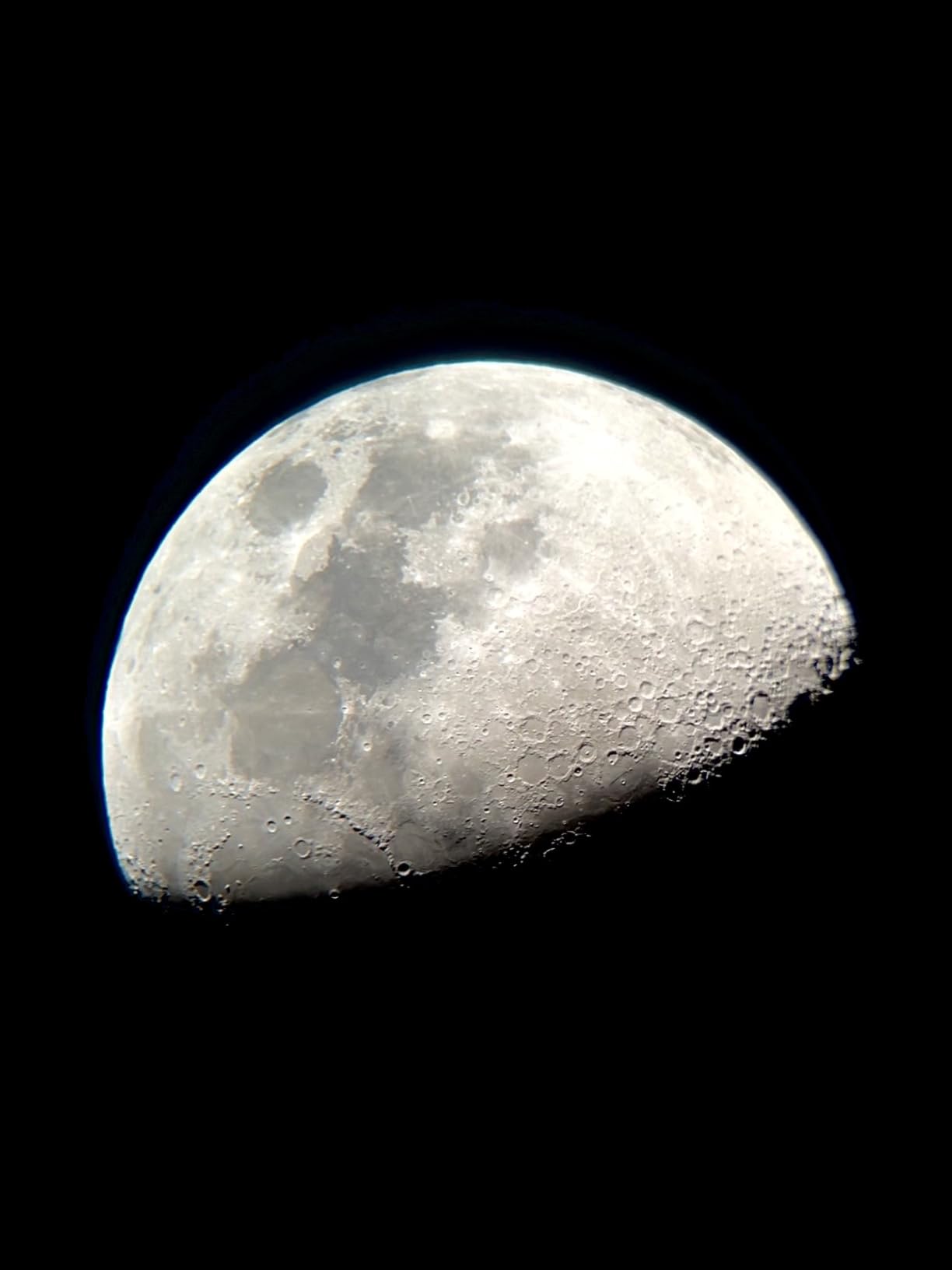 Celestron StarSense Explorer 150AZ App-Enabled Tabletop Dobsonian Telescope customer photo 2
