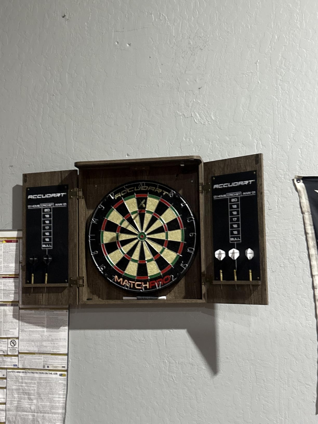Accudart Match Pro Dartboard Cabinet Set - Official 18