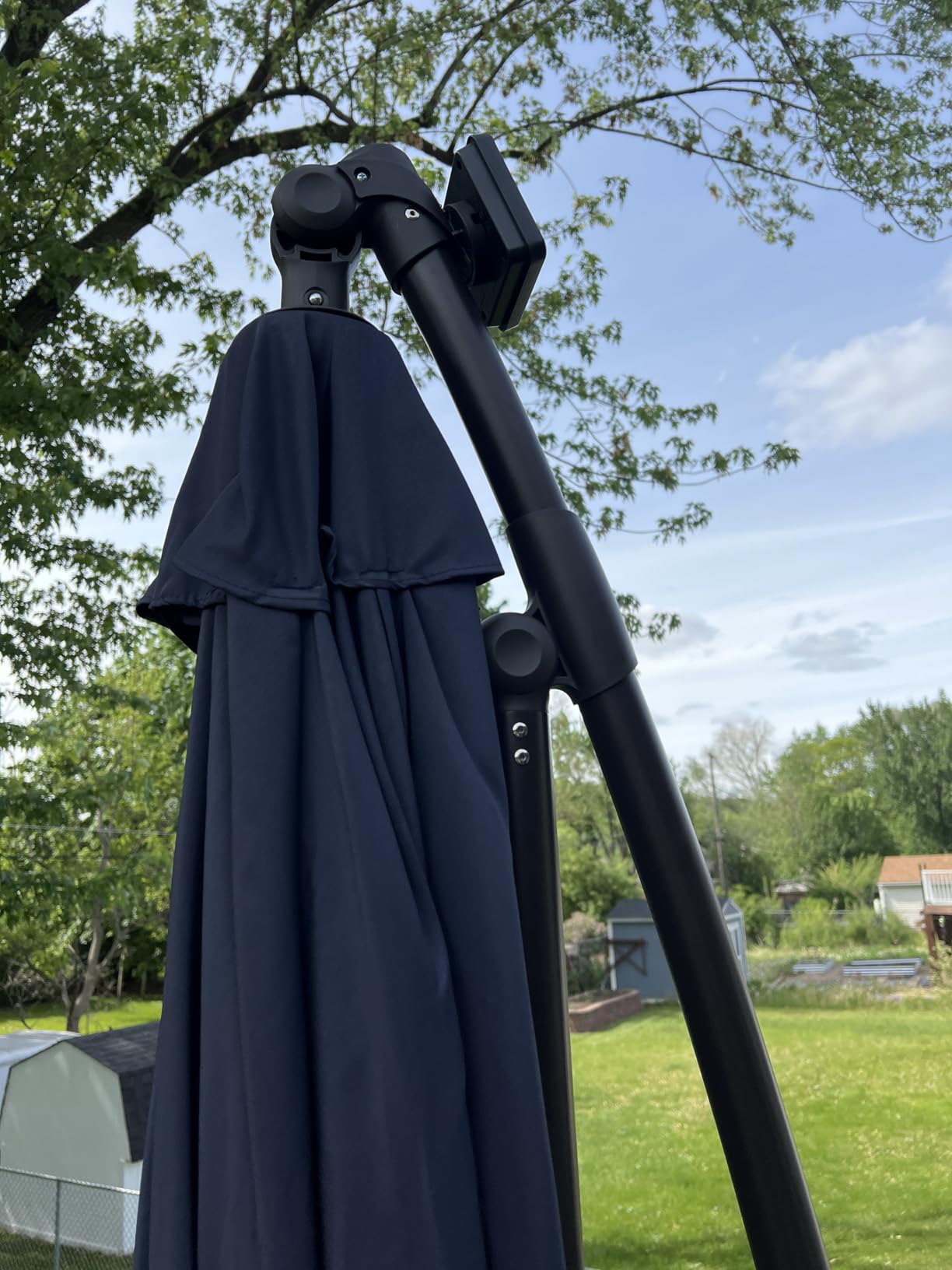 HOMSHADE 10ft Solar LED Cantilever Patio Umbrella with Base Included, Premium 220GSM Solution-Dyed Fabric, 5-Year Fade-Resistant, 30 MPH Windproof, 45 Degree Infinite Tilt and Crank for Outdoor Pool (Beige) customer photo 1