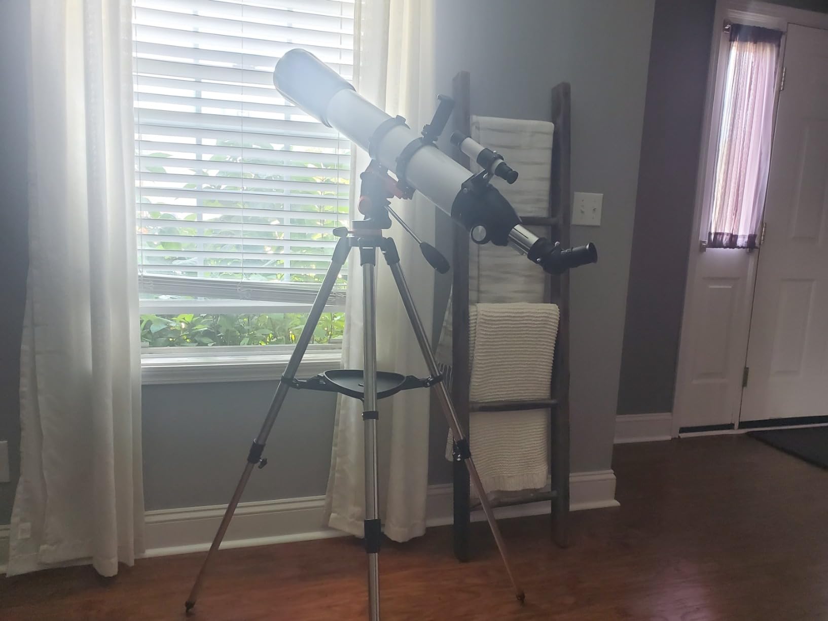 Dianfan Telescope, 90mm Aperture 800mm Telescopes for Adults Astronomy, Portable Professional Refractor Telescope for Beginners, with Stainless Tripod & Phone Adapter, Carry Bag customer photo 1