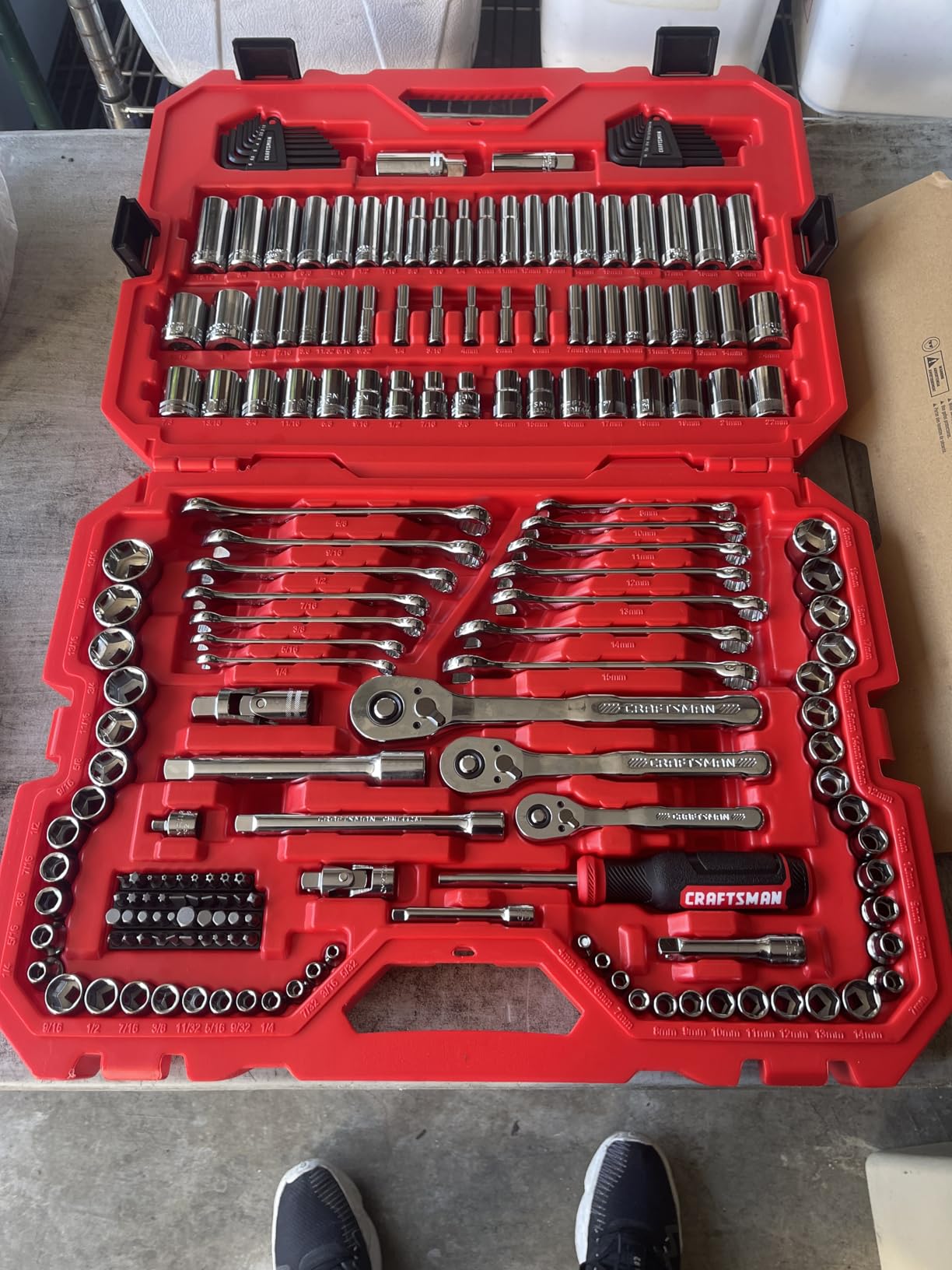 CRAFTSMAN 189 Piece Mechanics Tool Set, 1/4, 3/8 and 1/2 Inch Drive Socket Wrench Set with Thinner Ratchet, 90-Tooth (CMMT12134) customer photo 2