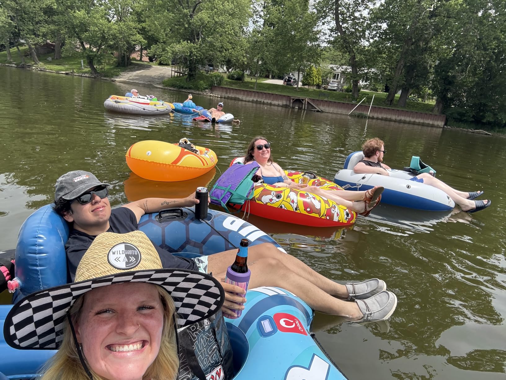 QPAU Inflatable Double River Tube, 2 Person 660lb Capacity, Puncture-Resistant 93