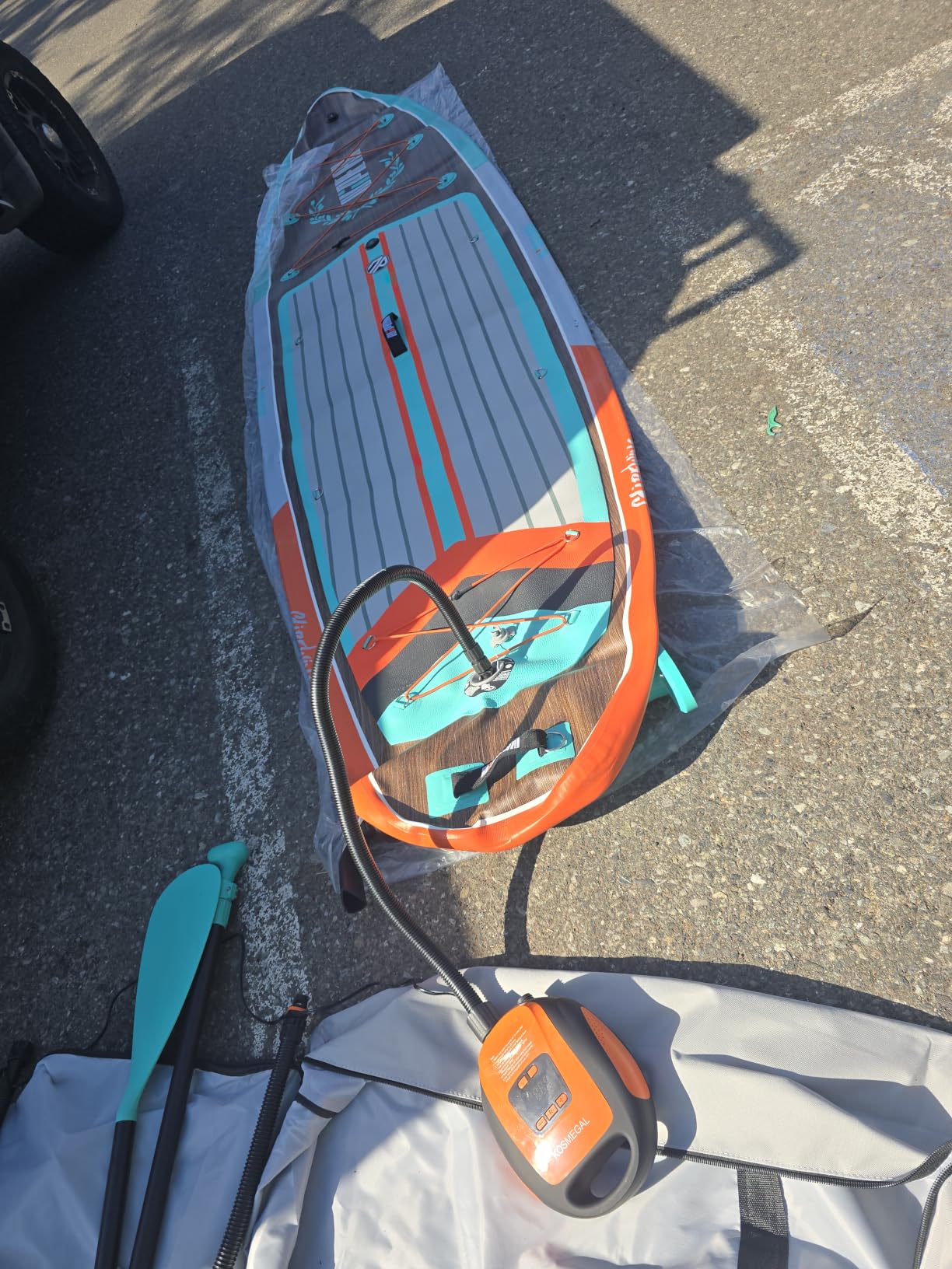 kosmegal Paddle Board Pump Electric Portable, SUP Pump for Paddleboard, 20PSI Air Compressor with Auto-Off, Deflation Function for Inflatables, Kayaks and Boats customer photo 1