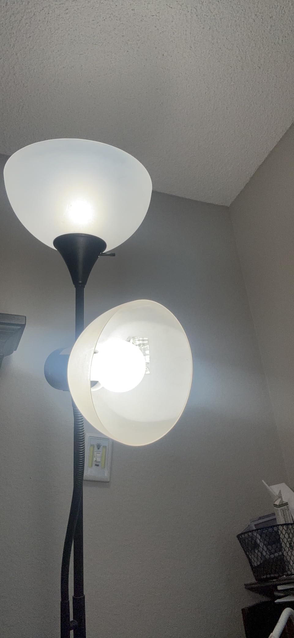 Feit Electric A19 LED Light Bulbs, 60W Equivalent, Dimmable, E26 Standard Base, 90 CRI, 800 Lumens, 2700K Soft White, 120V, 22 Years Lifetime, Damp Rated, 8 Pack, OM60DM/927CA/8 customer photo 1