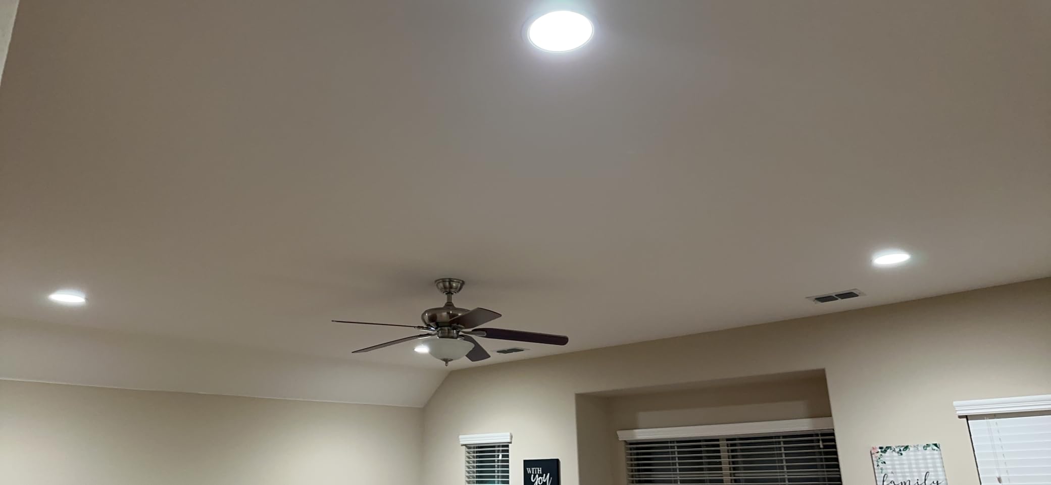 Feit Electric A19 LED Light Bulbs, 60W Equivalent, Dimmable, E26 Standard Base, 90 CRI, 800 Lumens, 2700K Soft White, 120V, 22 Years Lifetime, Damp Rated, 8 Pack, OM60DM/927CA/8 customer photo 2
