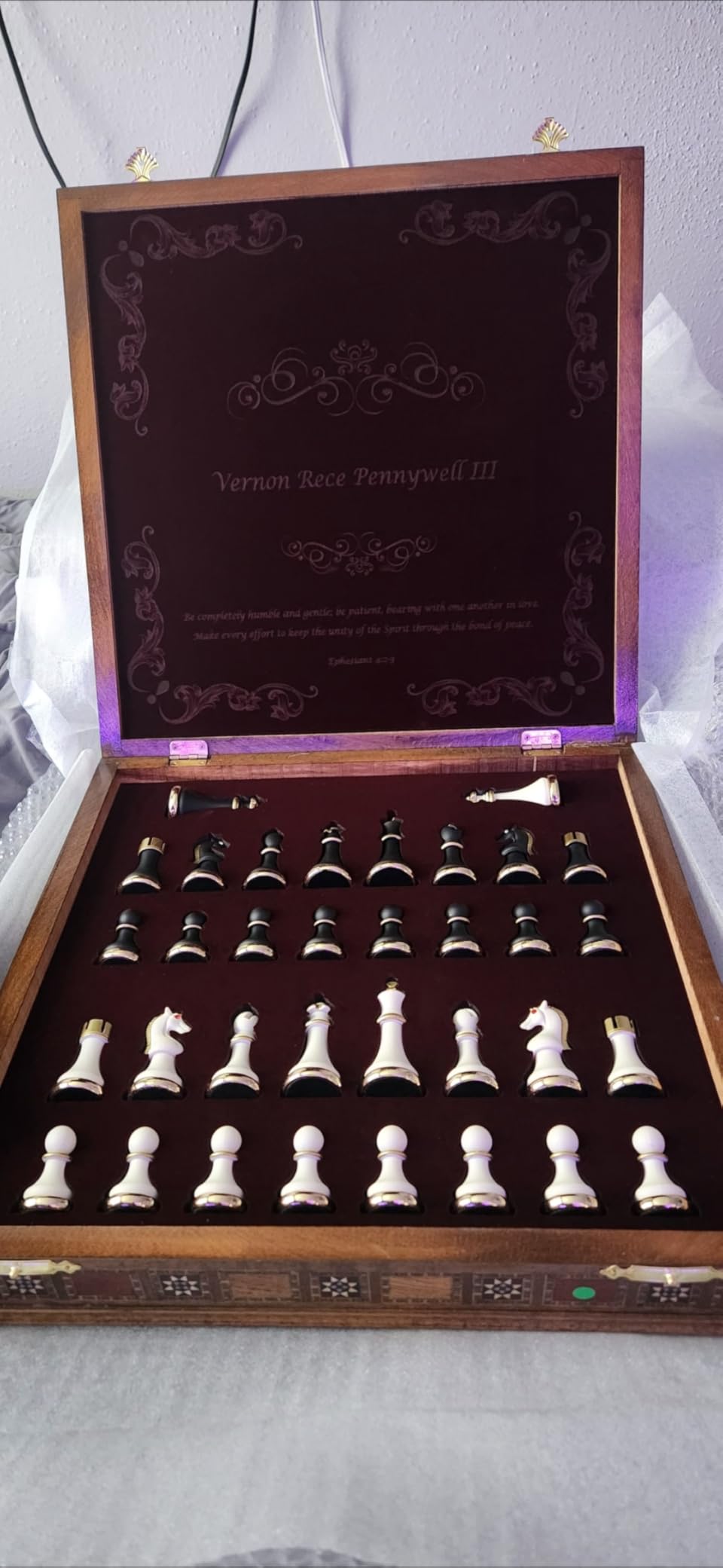 Antochia Crafts 16.5 Inches Large Chess Set - Luxury Chess Pieces with 2 Extra Queens and Wooden Chess Board with Mosaic Details (Green-Personalized) customer photo 1