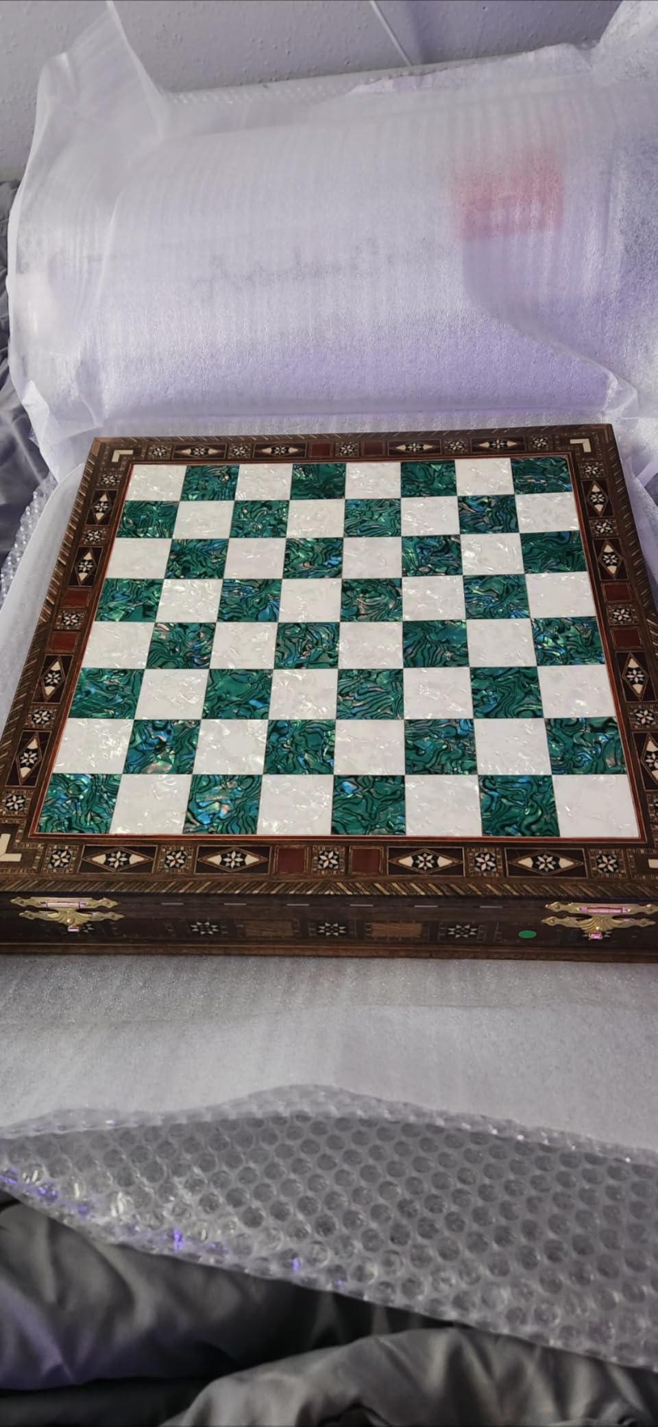 Antochia Crafts 16.5 Inches Large Chess Set - Luxury Chess Pieces with 2 Extra Queens and Wooden Chess Board with Mosaic Details (Green-Personalized) customer photo 2