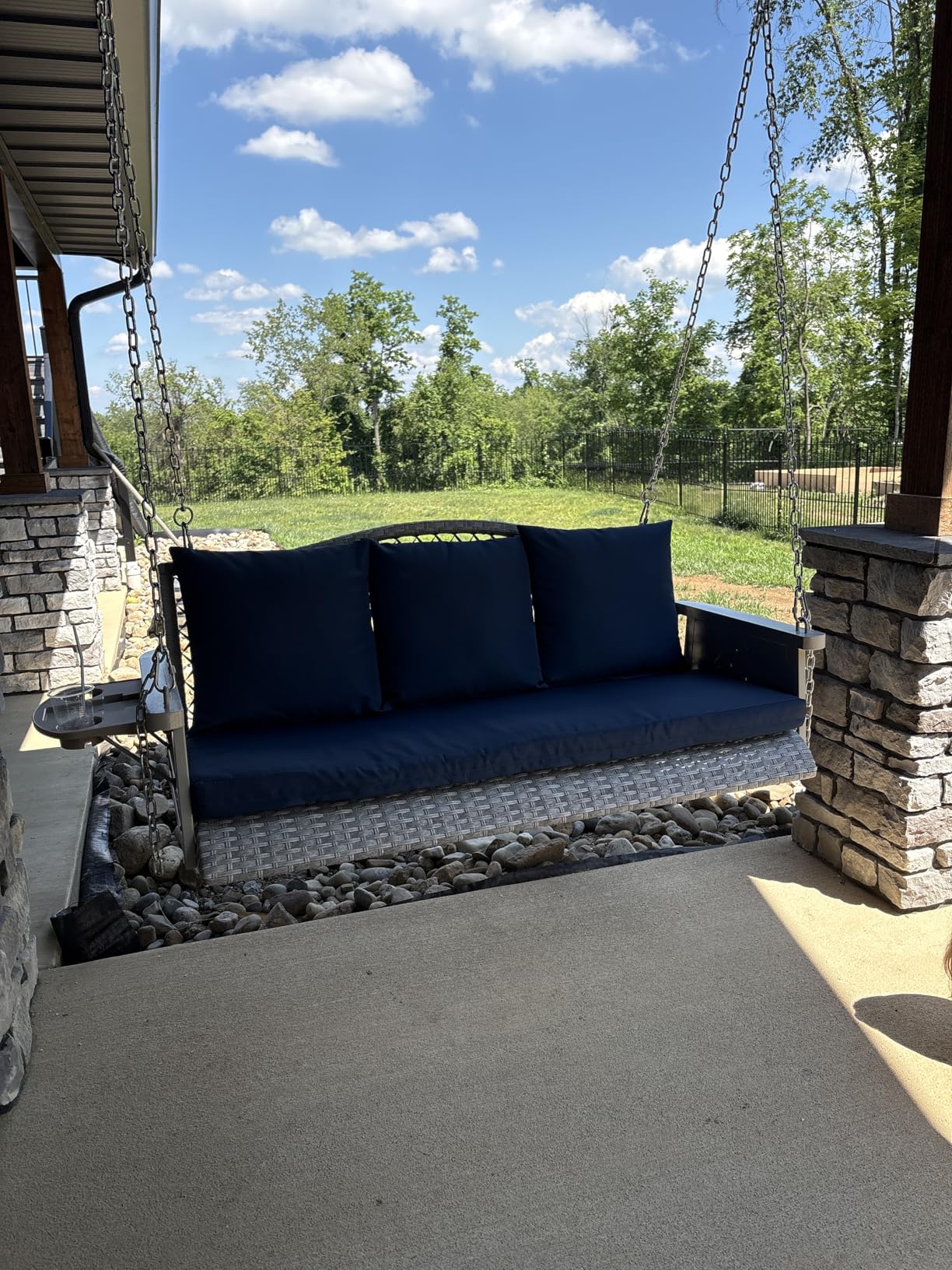 ZZW Upgraded Wicker Hanging Porch Swing Heavy Duty 900lbs 3-Seat Outdoor Patio Swing Chair Bench for Adult w/ 8.9ft Hanging Chains Cushions and Cup Holder customer photo 2