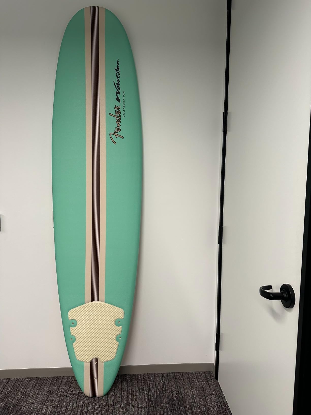 Fender x Wavestorm Collaboration 8ft Surfboard | Graphic top Deck with high Density Slick Bottom | for Kids and Adults | Foam Construction with Accessories | Leg Leash and Fin Set Included customer photo 1