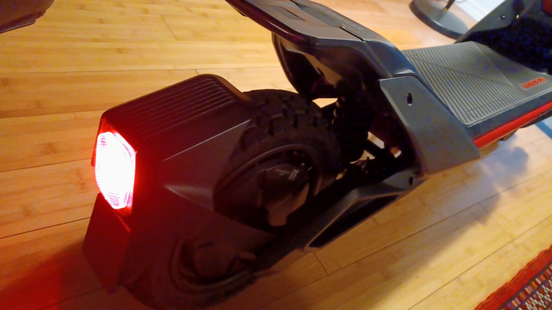 Segway ZT3 Pro Electric Scooter, Up to 24.9 MPH, 43.5-Mile Range, Dual Suspension, Flash Charge, 1600W Peak Motor, Off-Road Scooter for Adults UL Certified (UL2272/2271) customer photo 2