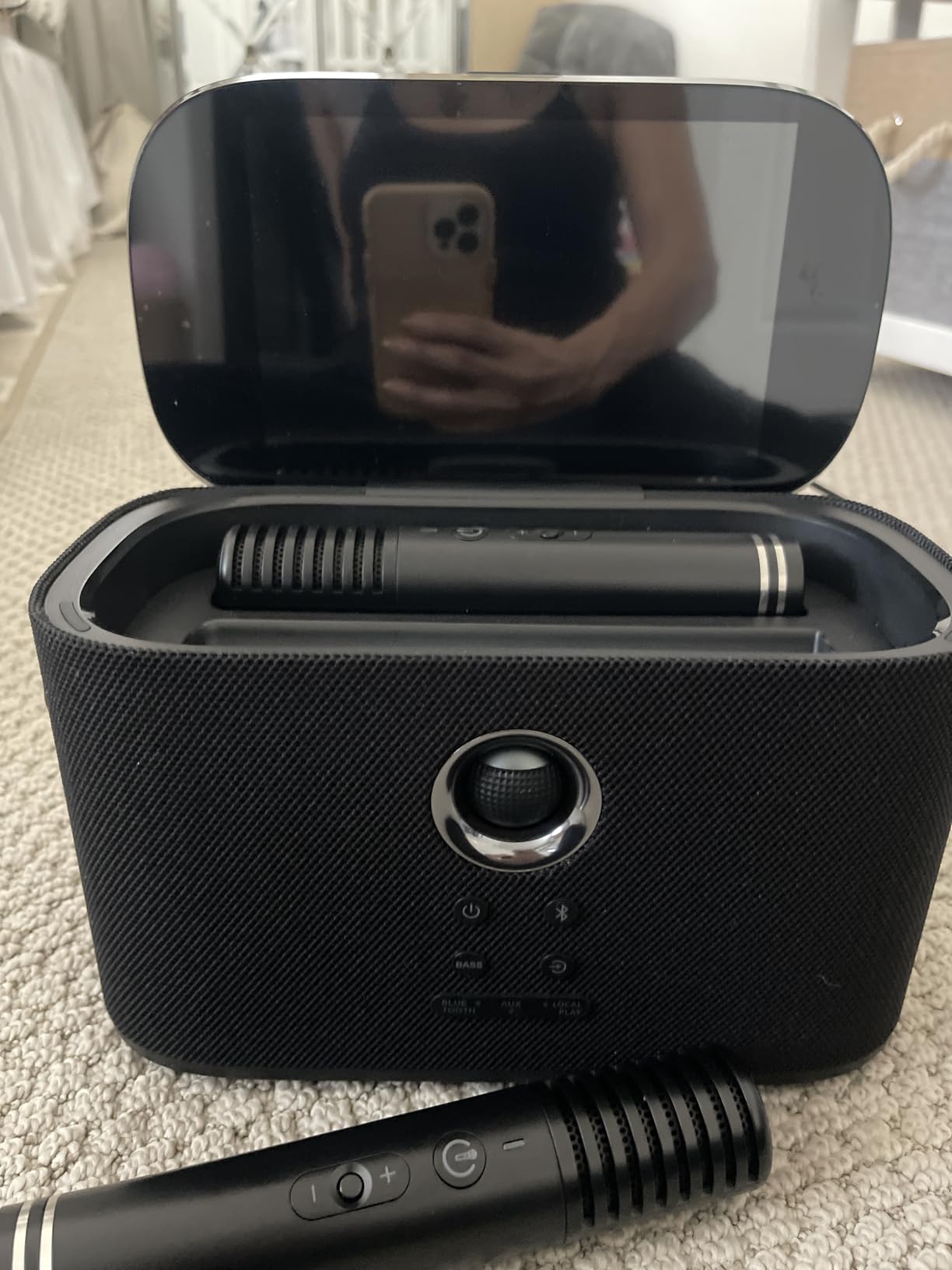 Ikarao Portable Karaoke Machine for Adults, Built-in Lyrics Display and Screen, 2 Self-Charging Wireless Microphones, Karaoke App, 140W Speaker, Connects to TV for Home Party Birthday Outdoor Camping customer photo 2