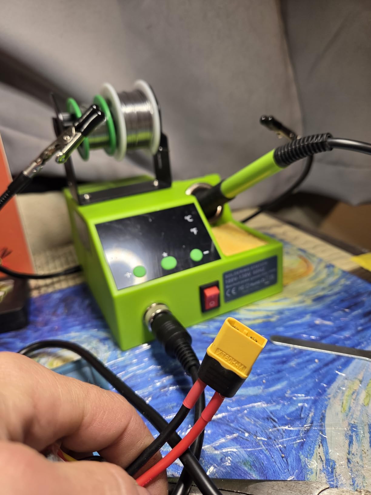 Soldering Station, 100W Digital Display Soldering Iron Station Kit with 2 Helping Hands, 356F - 896F, Auto Sleep, C/F Conversion, Solder Wire, Tips, Stand, Pump, Tweezers, Tip Cleaner, Green customer photo 2