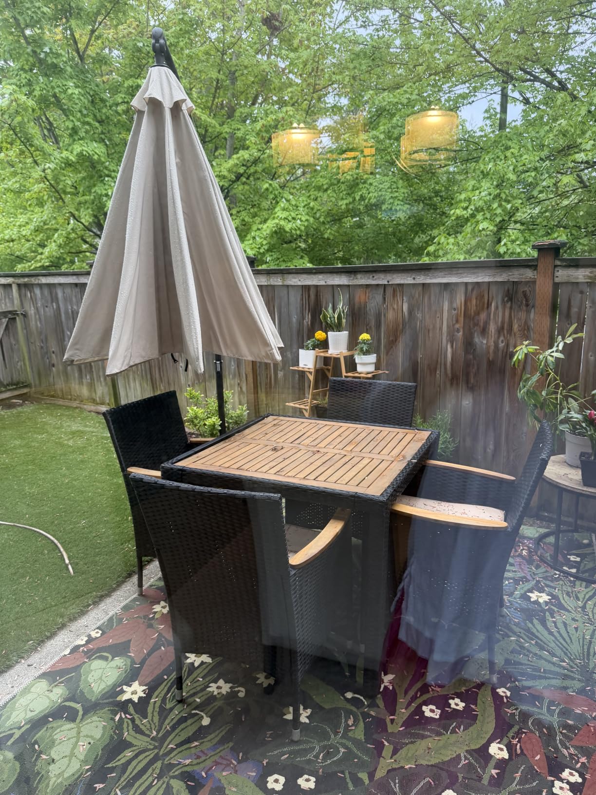 wikiwiki 10ft Patio Umbrellas Offset Outdoor Umbrella Cantilever Hanging Umbrellas w/Infinite Tilt, Fade Resistant Waterproof RECYCLED FABRIC Canopy & Cross Base, for Yard, Garden & Deck, Tan customer photo 1