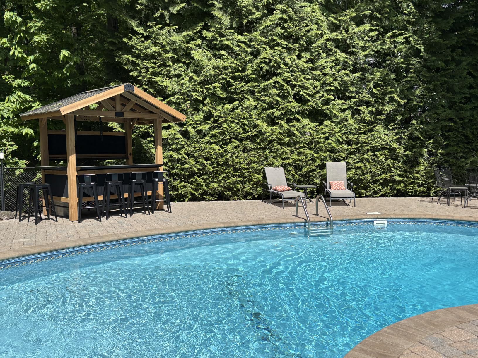 Backyard Discovery Palisade 9' x 6' Cedar Wood Outdoor Bar Set with Galvanized Steel Roof, Bar Top, Shelving, Snow Load Support, Wind Resistance, PowerPort for Patio, Deck, Entertaining customer photo 1