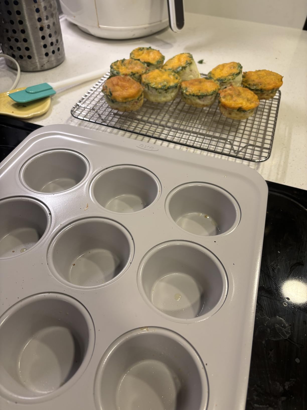 OXO Good Grips Non-Stick Pro Ceramic Coated Metal Bakeware 12 Cup Muffin Pan, Biscuit customer photo 1
