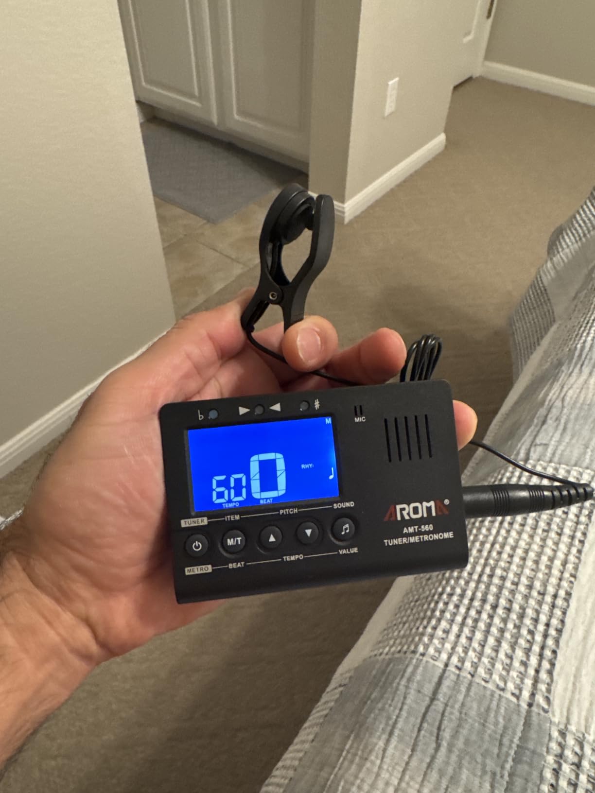 Ulumac Aroma 3 in 1 Digital Metronome Tuner for All Instruments - Guitar, Piano, Violin, Bass, Ukulele, Trumpet, Flute, Clarinet - Accurate Chromatic Tuner, Metronome, Tone Generator, Easy Operation customer photo 1