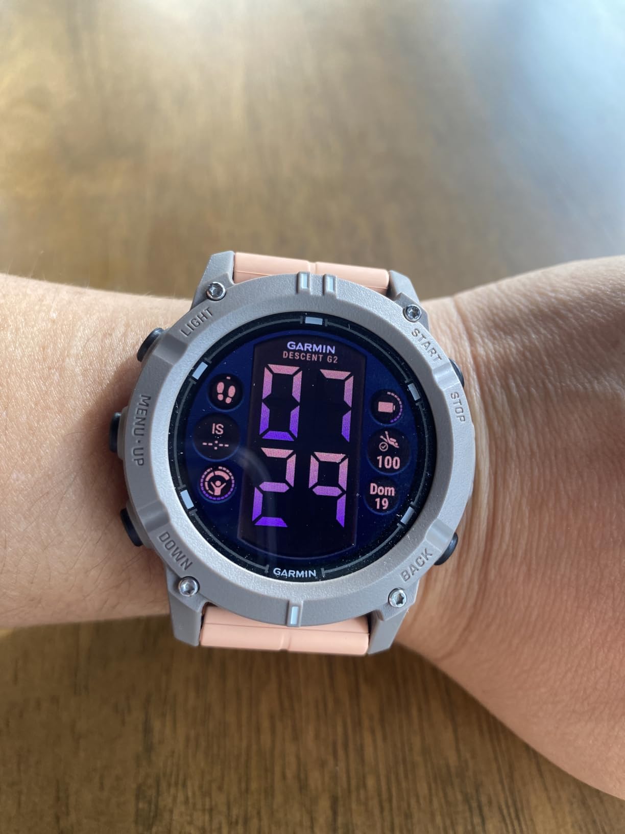 Garmin Descent G2, Watch-Style Dive Computer, Bright AMOLED Display, Multiple Dive Modes, Health and Wellness Features, Black customer photo 1