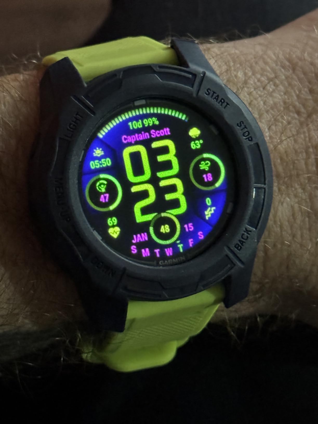Garmin Descent G2, Watch-Style Dive Computer, Bright AMOLED Display, Multiple Dive Modes, Health and Wellness Features, Black customer photo 2
