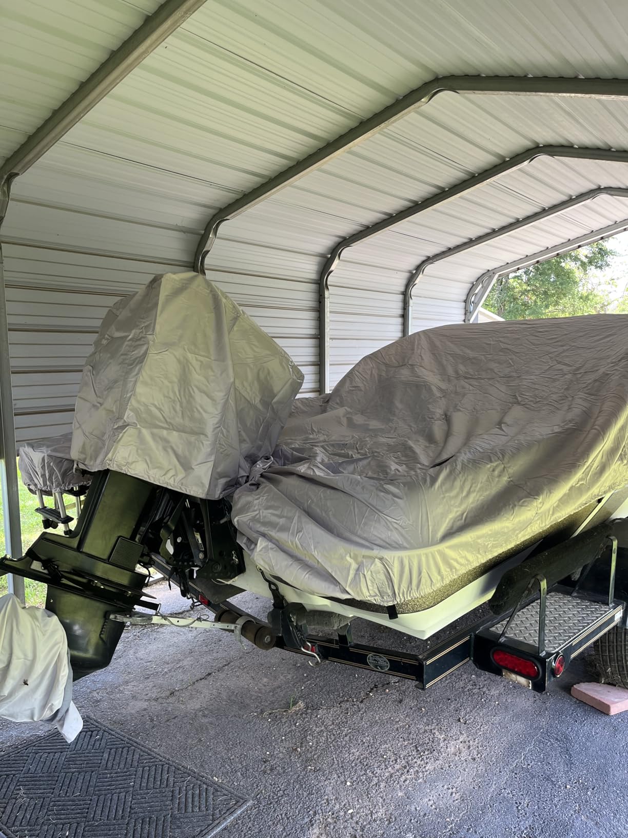 Boat Cover 15-17 ft, Heavy Duty 900D Waterproof V-Hull Boat Cover for Bass Tracker Boats Up to 92 Inch, Trailerable 16 17 18 ft Foot Boat Cover with Motor Cover, Black customer photo 1