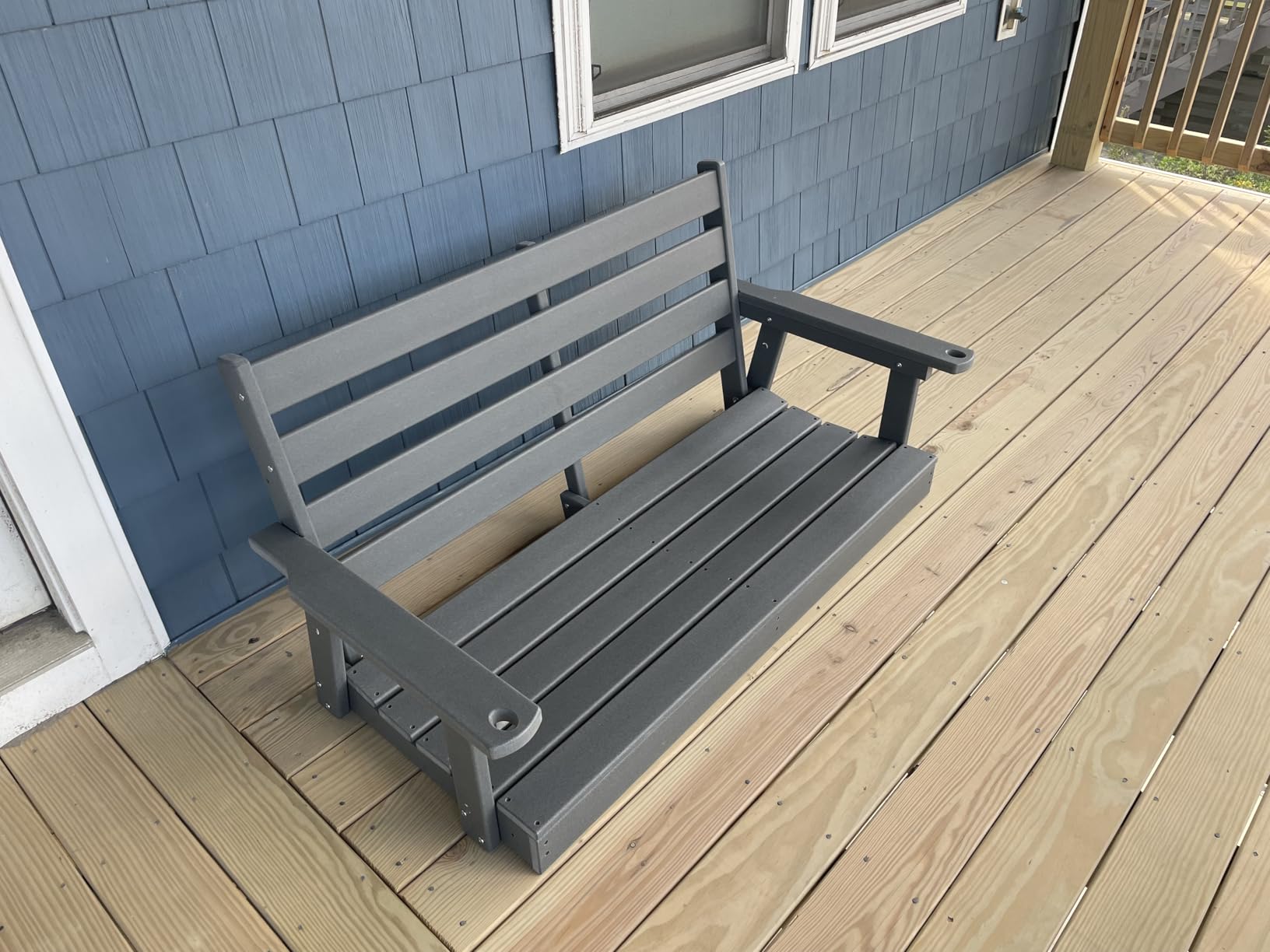 GREENVINES Porch Swing | 51'' | HDPE Plastic | for Outdoor Patio | All Weather | Waterproof Bench Swings | w/ 4 Stainless Steel Chains | Black customer photo 2