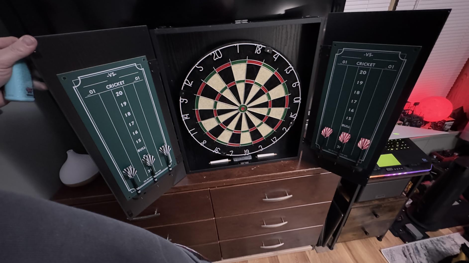 Amazon Basics Regulation Size Dartboard Cabinet Set for Adults, Black customer photo 1