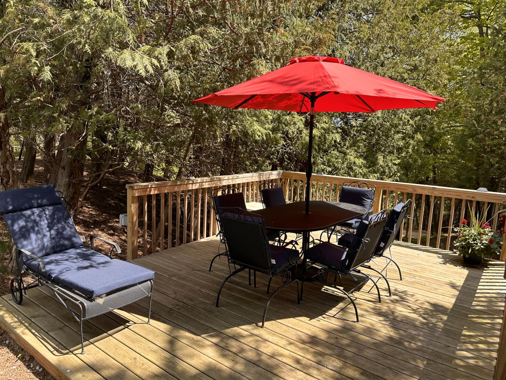 Midtown Umbrellas - 10-Year-No-Fade 9 Ft Patio Umbrella with Terylast Fabric, Auto-Tilt Aluminum Frame and 8 Reinforced Ribs for Deck, Pool, Garden & Beach - Chestnut Beige Canopy, Black Pole customer photo 2