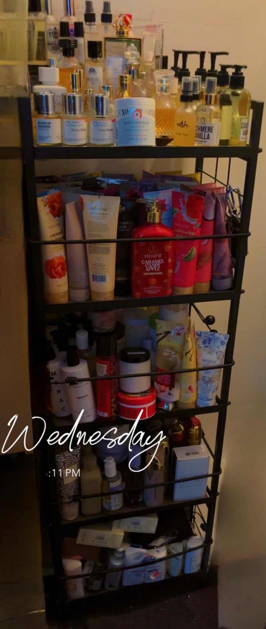 GIOTORENT 5-Tier Pantry Shelves with Wooden Boards, Heavy Duty Storage Shelves & Book Shelf, Adjustable Metal Shelving Unit for Kitchen Bathroom Laundry Organizer, Sturdy Rust-Resistant, White customer photo 1