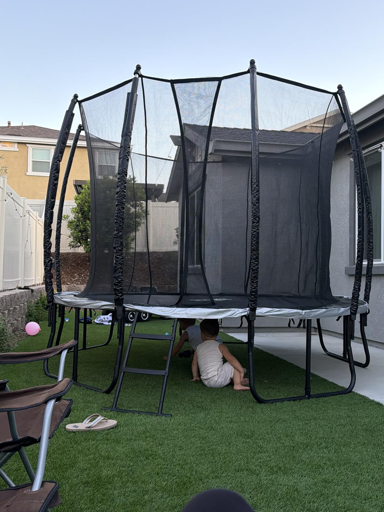 Trampoline Outdoor 10FT 14FT 16FT with Enclosure, 5 Reinforced U-Shaped Legs with Center Support, ASTM Approved, Recreational Trampoline for Kids and Adults customer photo 1