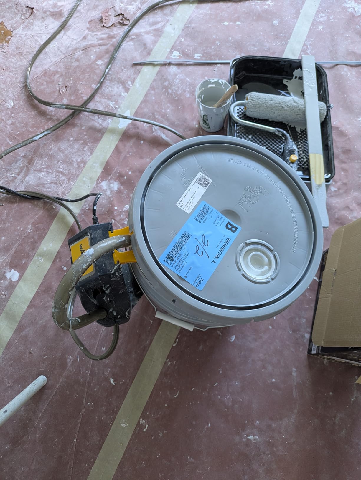 Wagner Spraytech 2461319 PowerFlow EZ Roller, Multi-Room Electric Powered Direct Feed Paint Roller, Great for Large and Multi-Room Painting Projects customer photo 1