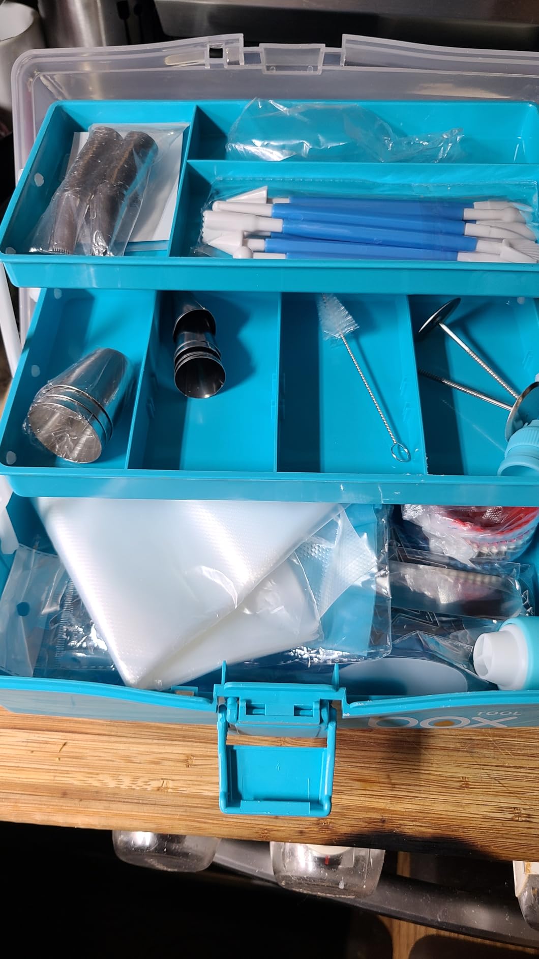 Cake Decorating Tools Supplies Kit: 164pcs Baking Accessories, Dessert Piping Syringe and Icing Tips Set - Puffs Cupcake Frosting Piping Bakery Set for Adults Beginners or Professional, Blue customer photo 2