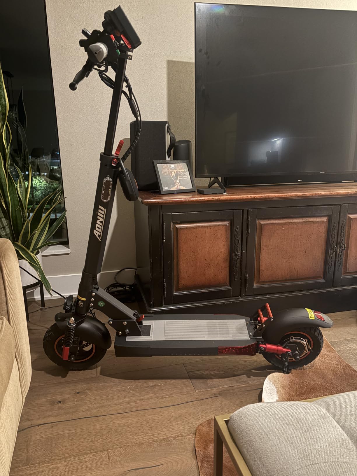 M4 Electric Scooter for Adults Escooter with Seat Off Road E Scooter 25-30mph Fast 300 Lbs+ Heavy Duty Electric Scooters Long Range 31 Miles All Terrain Foldable for Teens Commuting customer photo 1