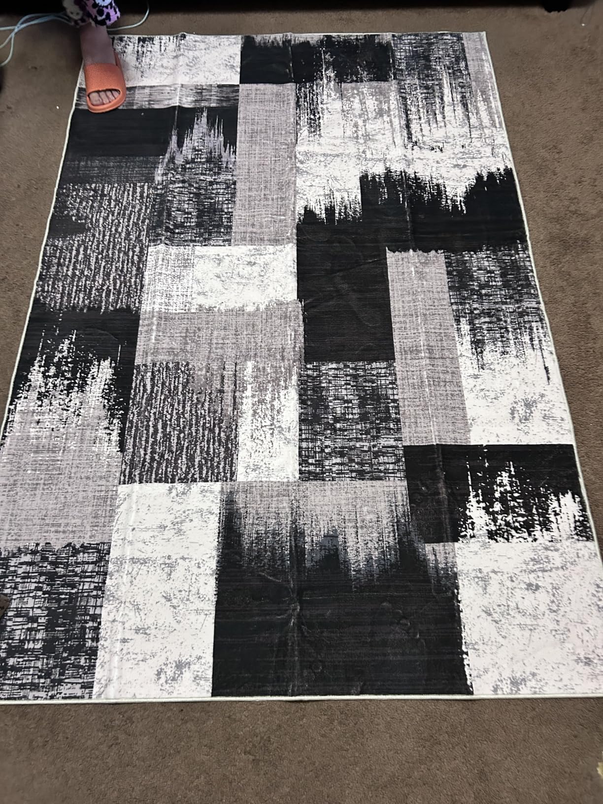 Yinhua Modern Geometric 5x8 Area Rug, Patchwork Brown Rugs for Living Room Washable Abstract Area Rug Non Slip, Low Pile Bedroom Rugs Stain Resistant, Mid Century Carpet for Dining Room, Office customer photo 1