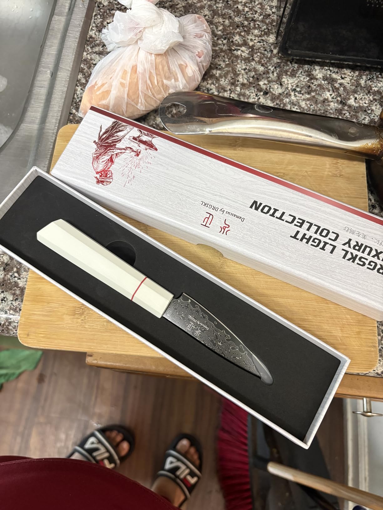 DRGSKL Japanese Knife Set Damascus - VG10 Kitchen Knife Set 3 PCS | Japanese VG10 Core, Black Anti-corrosion Coating, Damascus Blade, G10 Handle, Gift Box, Wet Edge Grinding Technology customer photo 2