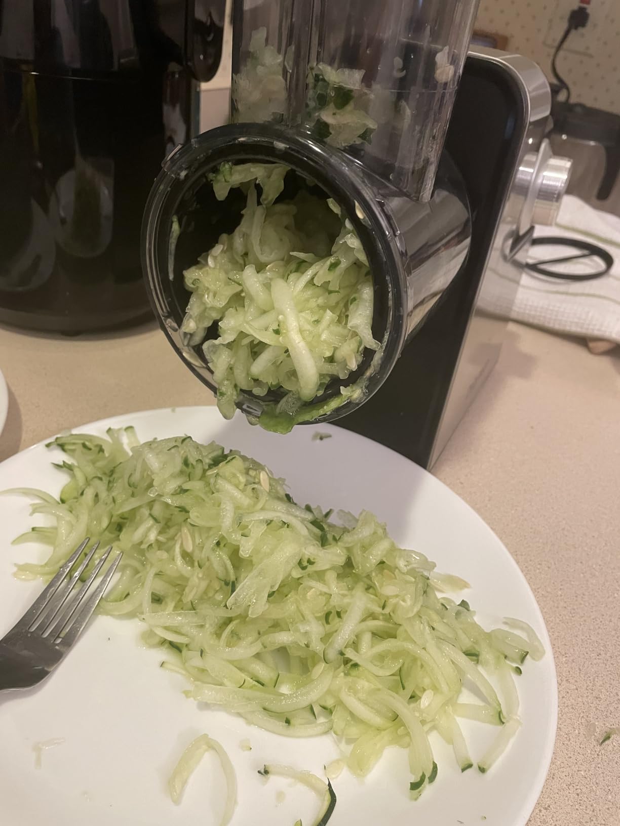 Electric Cheese Grater 7 in 1,Stainless Steel Salad Shooter,Slicer Shredder | 300W, Rotary Switch, for Block Cheese Vegetables Cucumber Carrot customer photo 1