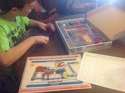 Snap Circuits Elenco Snap Circuits Pro 500 in 1 Electronics Exploration Kit customer photo 2