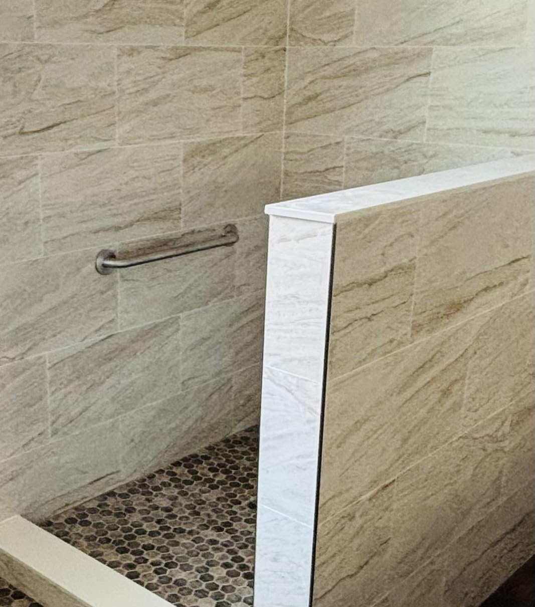 Moen Home Care Bathroom Safety 24 Inch Stainless Steel Handicap Grab Bar for Bathtub and Shower, Heavy Duty Handle, Elderly Assistance Product with Concealed Screws, 8724 customer photo 1