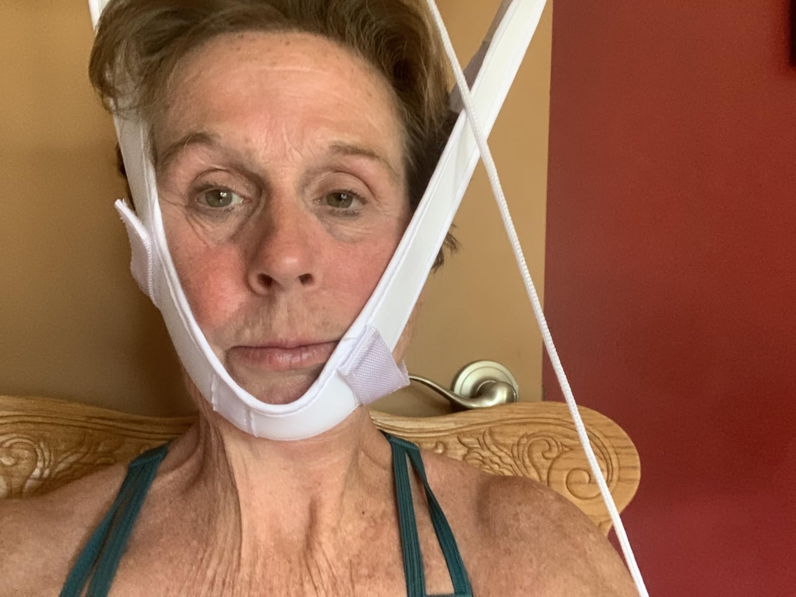 OTC Cervical Traction Kit, Neck Pain Relief, Vertebrae Disk Herniation, Complete Over Door Setup customer photo 1