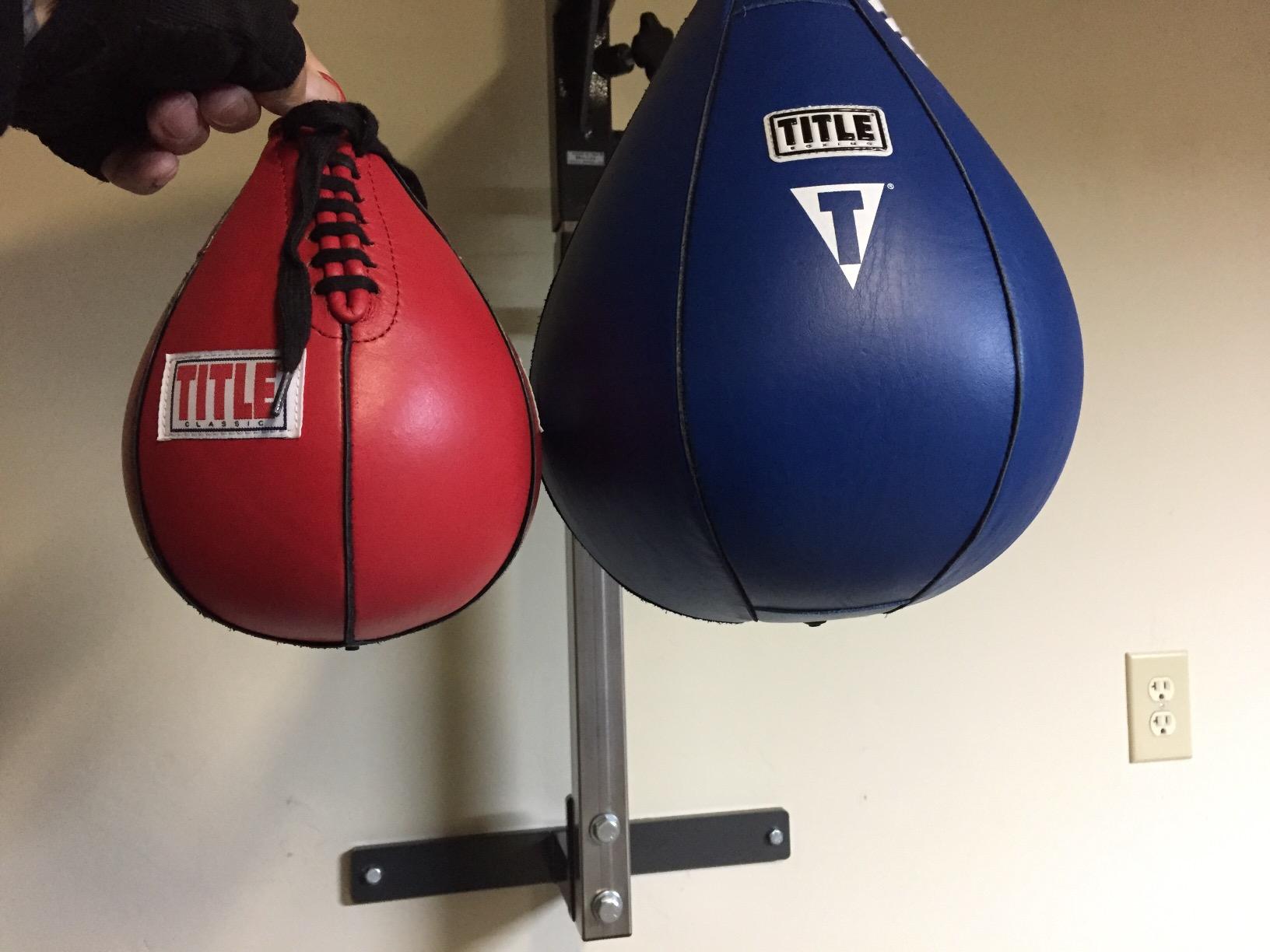 Title Classic Speed Bag, Red, 6