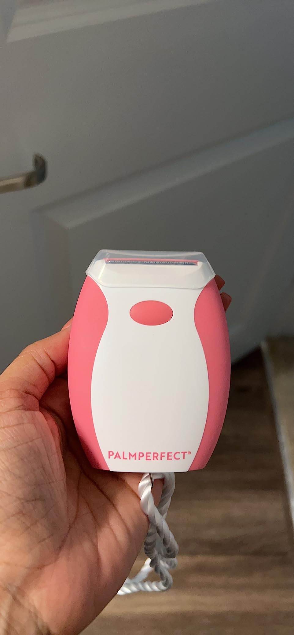 PalmPerfect Electric Shaver for Women, Triple Blade Razor, Wet/Dry customer photo 2