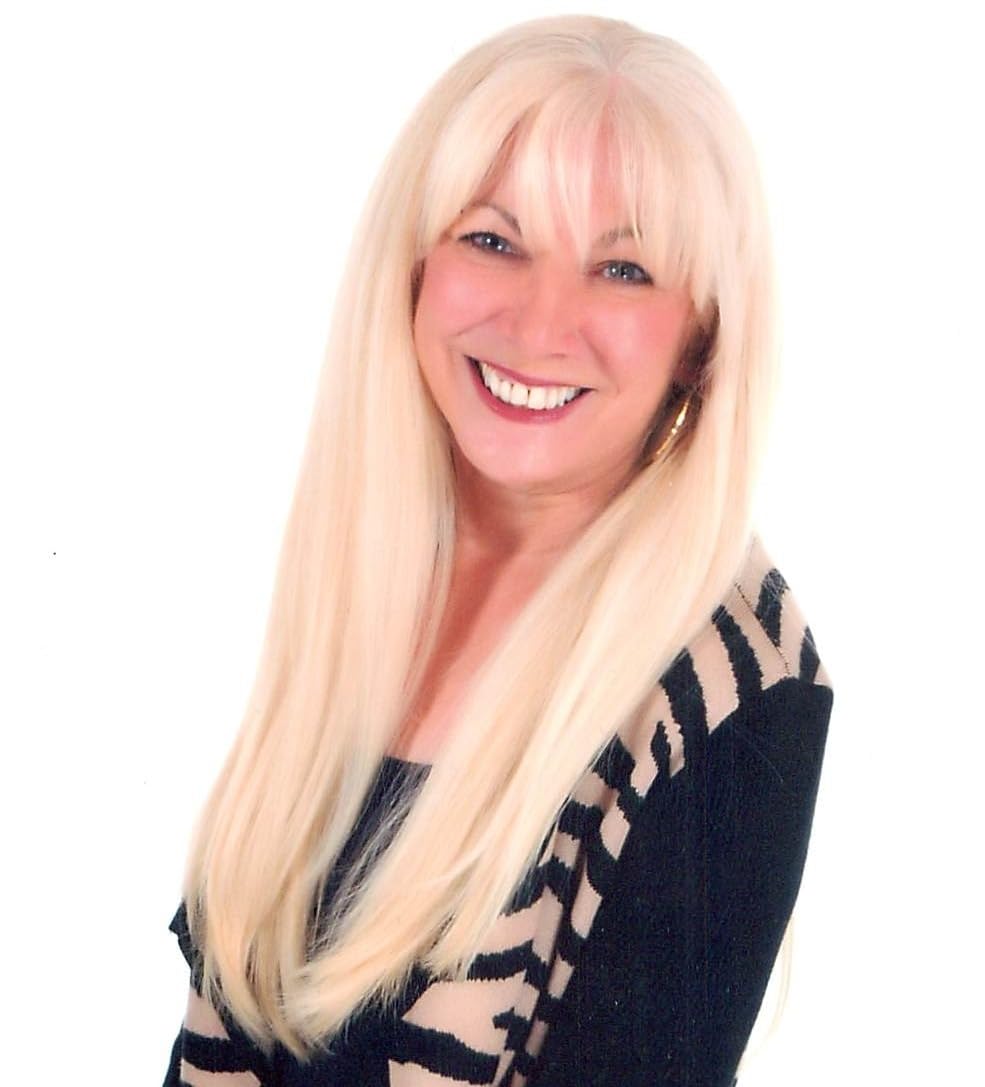 Croc Classic Silver Titanium Flat Iron Hair Straightener, 1.5 Inch customer photo 1