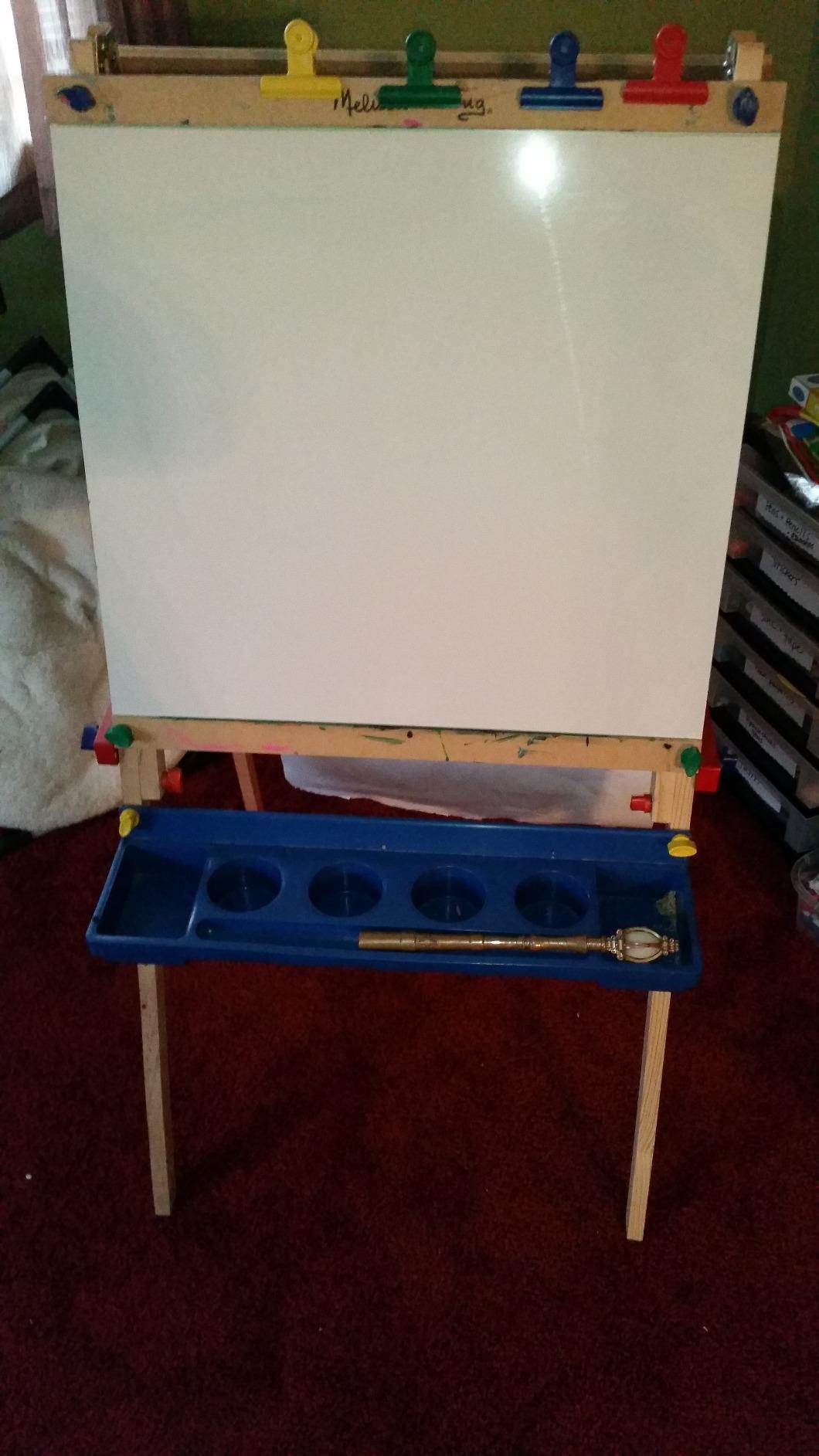 Melissa & Doug Deluxe Wooden Art Easel for Kids with Dry-Erase Board, Chalkboard & Drawing Paper Roller, Folding Double-Sided Toddler Easel, Preschool Learning Toys for Girls & Boys Ages 3+ customer photo 2