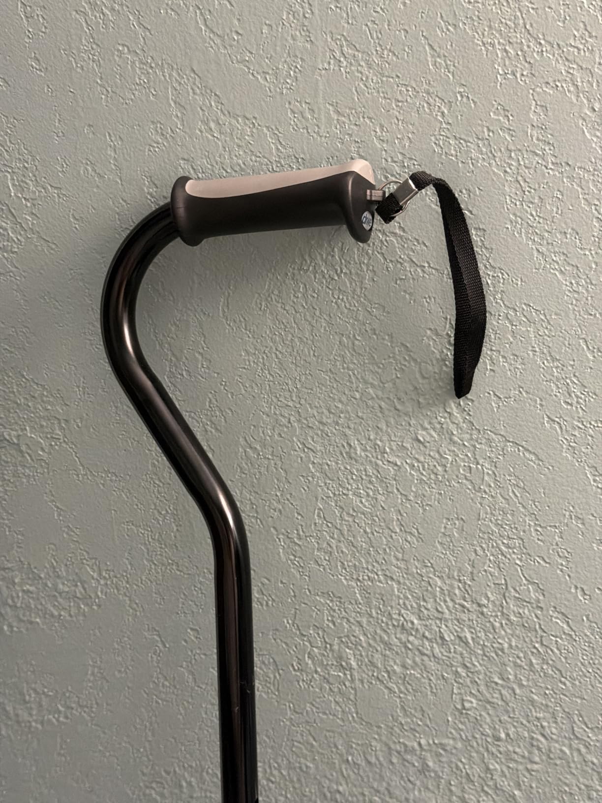Drive Medical Adjustable Offset Handle Cane with Gel Hand Grip, Black customer photo 1