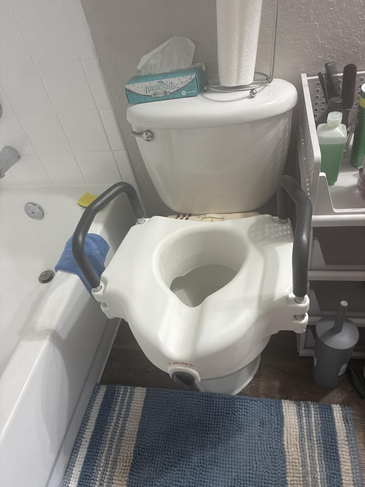 Drive Medical 2-in-1 Raised Toilet Seat with Removable Padded Arms - Elevated Bathroom Safety Support - Secure Locking Attachment - Easy Height Assistance - Durable Construction, Standard Toilets customer photo 1