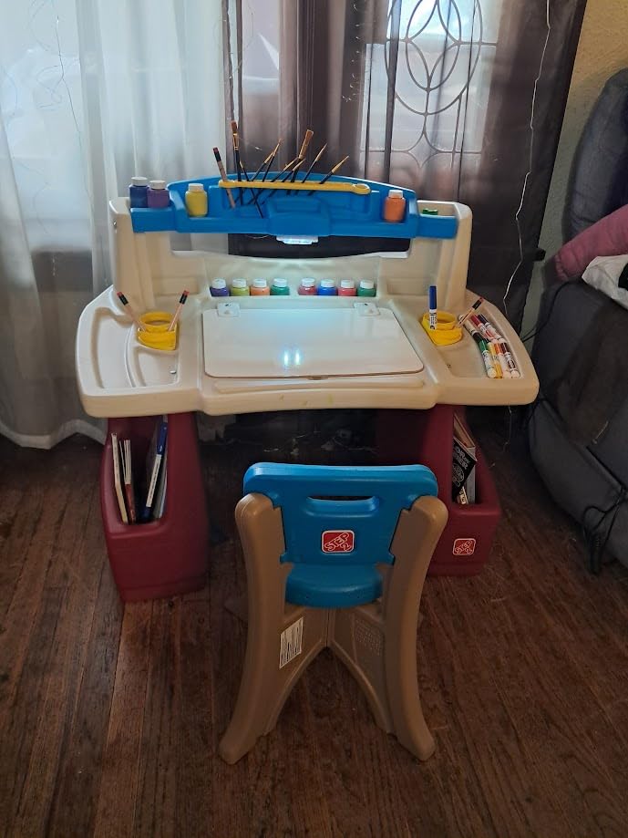 Step2 Deluxe Art Master Desk, Kids Activity Table & Chair, Arts & Crafts Desk, Made of Durable Plastic, For Toddlers 3+ Years Old customer photo 2