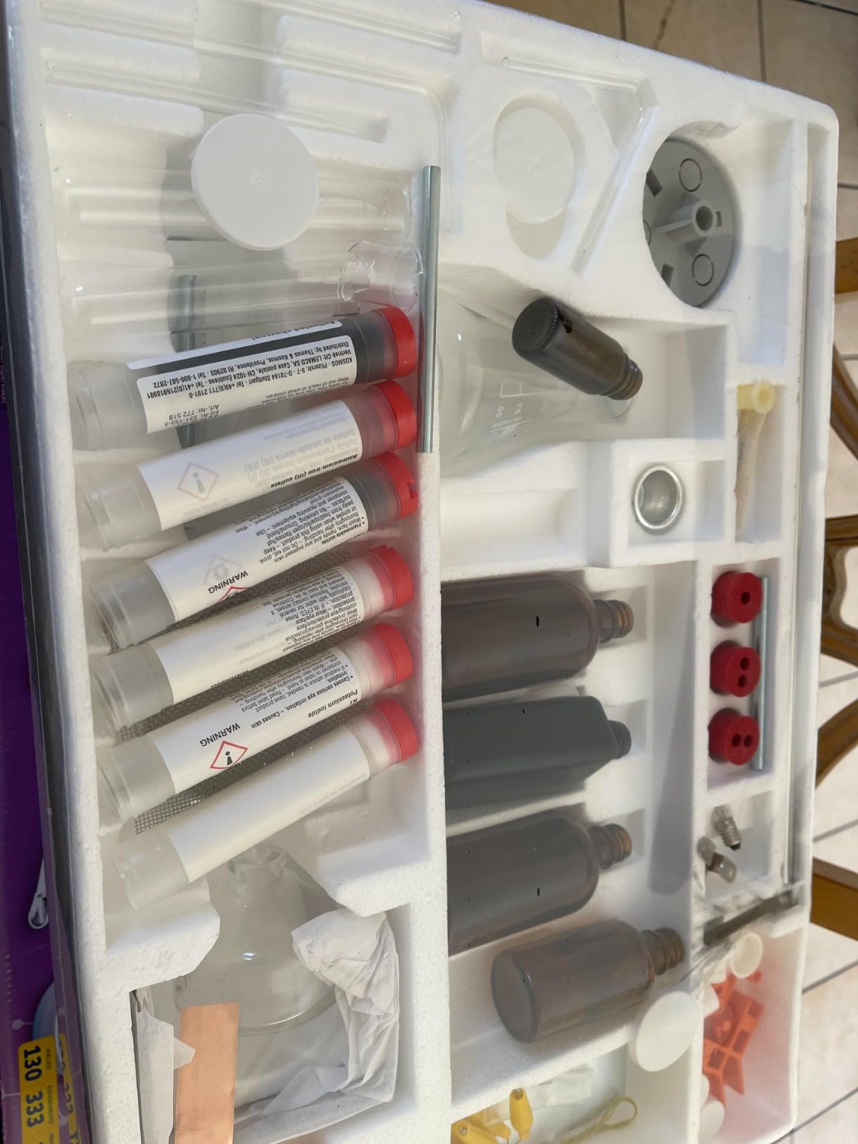 Thames & Kosmos 640132 Chem C3000, Chemistry Set, Includes Components From The Thames and Kosmos C2000 Plus Dozens of Additional Tools and Chemicals, 333 Experiments, 103 Pieces, Experiment Kit, 12+ customer photo 2