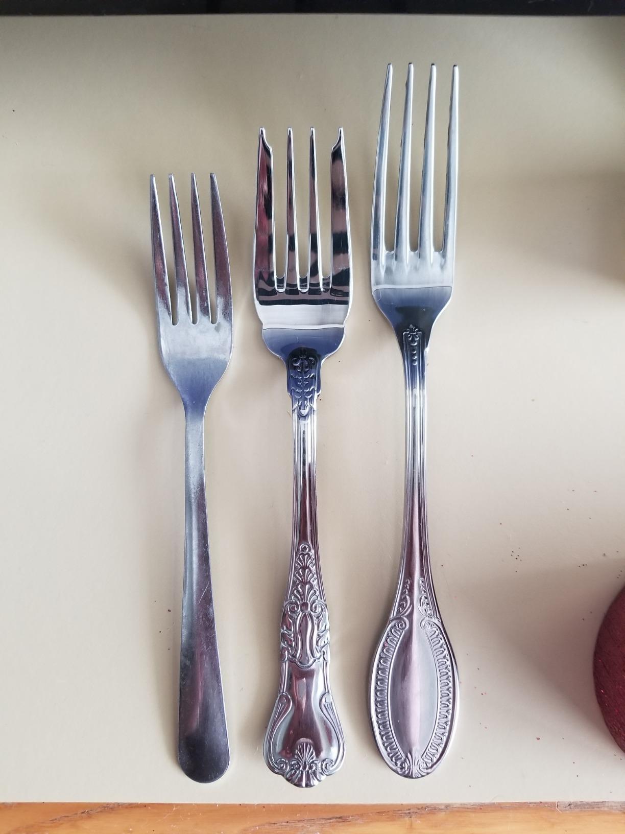 Wallace Hotel 77-Piece Flatware Set, 18/10 Stainless Steel Silverware Set for 12 with Filigree Handles, Dishwasher Safe Cutlery Set for Formal Dining customer photo 2