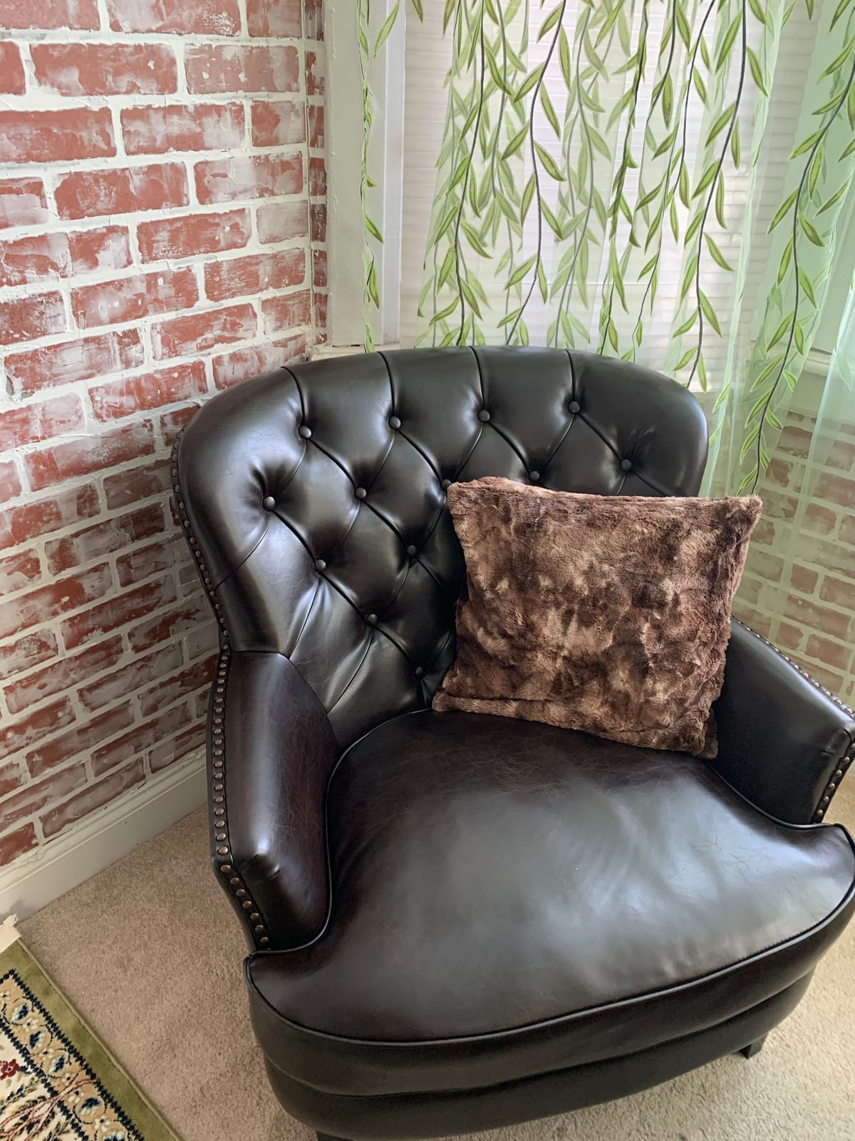 Christopher Knight Home Tafton Tufted Leather Club Chair, Brown 35D x 33.5W x 34.5H in customer photo 1